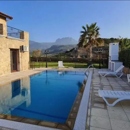 Bella Villas,3bedroomed , Swimming Pool & Girne