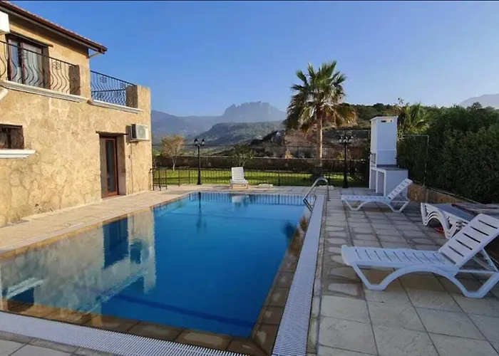 Bella Villas,3bedroomed , Swimming Pool & Kerínia
