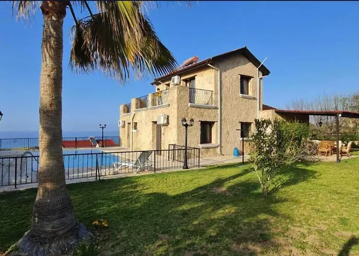 Bella Villas,3bedroomed , Swimming Pool & *